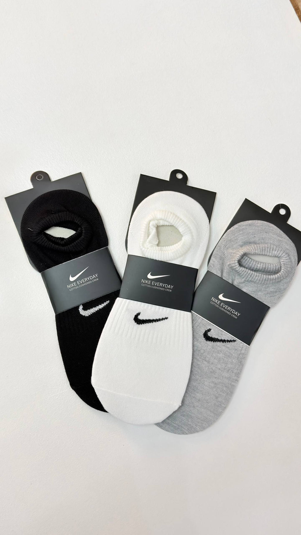 Nike Low cut قطن